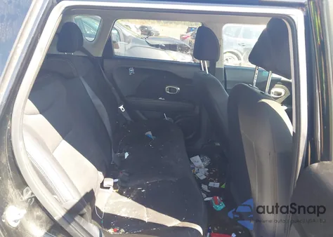 2019 Kia Soul z USA, uszkodzony, nr VIN KNDJN2A22K7697134